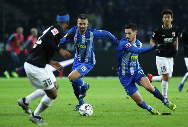 用底薪签下 用底薪签下