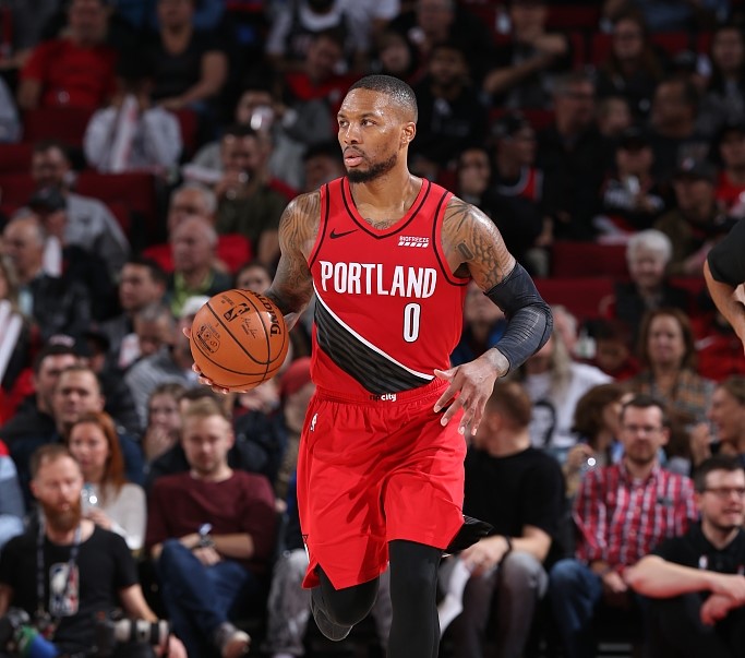 队伍中扮演 队伍中扮演