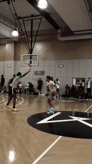 球队一举反 球队一举反